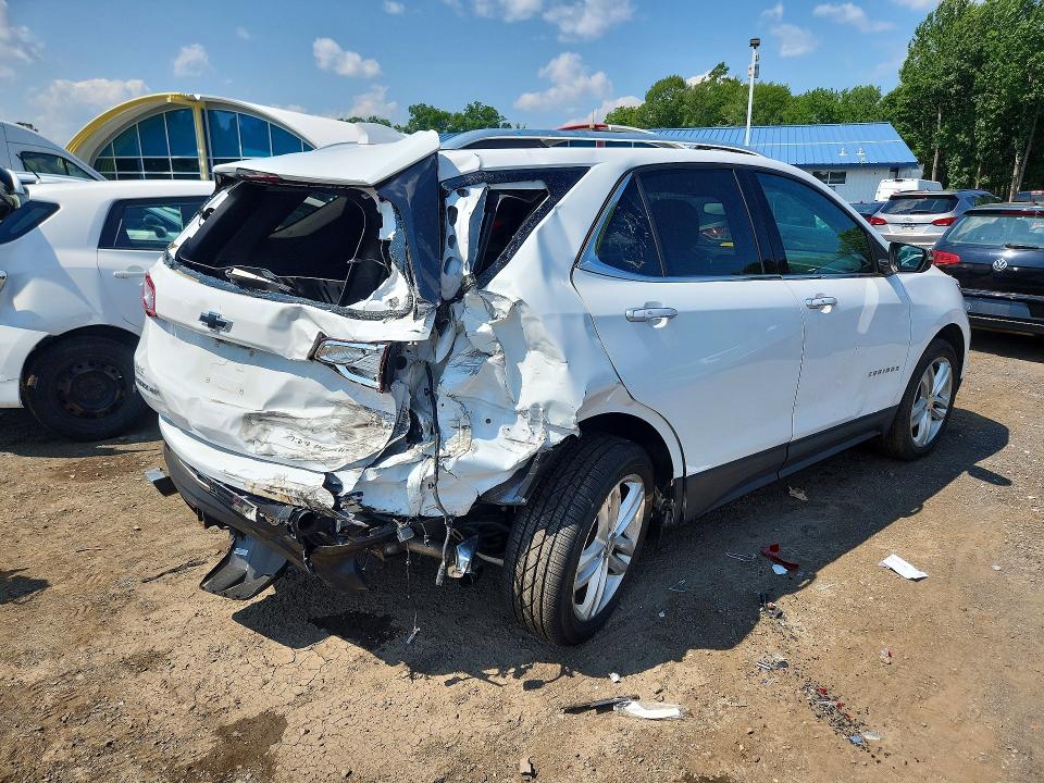 Photo 3 from auction – 2019 CHEVROLET EQUINOX with VIN 3GNAXYEX7KS664125