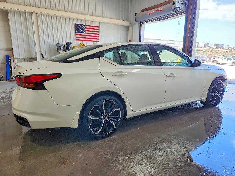 Photo 3 from auction – 2025 NISSAN ALTIMA with VIN 1N4BL4CV8SN315025