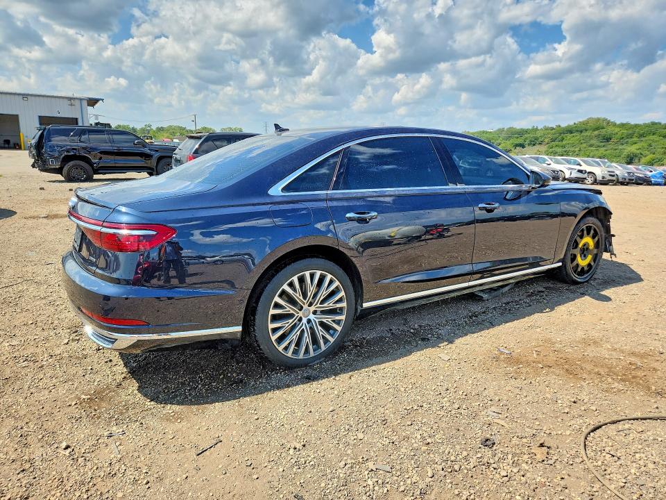 Photo 3 from auction – 2019 AUDI A8 with VIN WAU8DBF88KN020256
