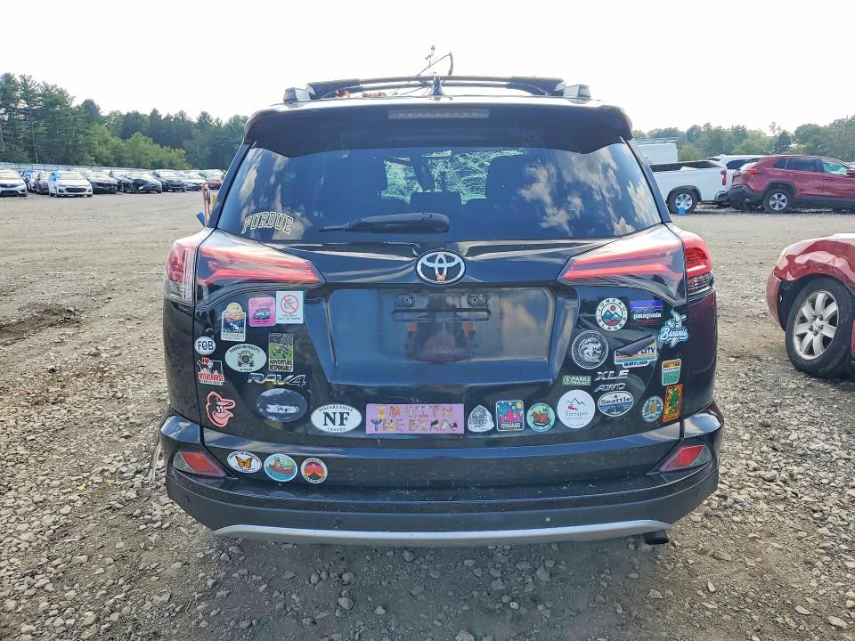 Фото 6 с аукциона – 2016 TOYOTA RAV4 с VIN 2T3RFREV6GW522880