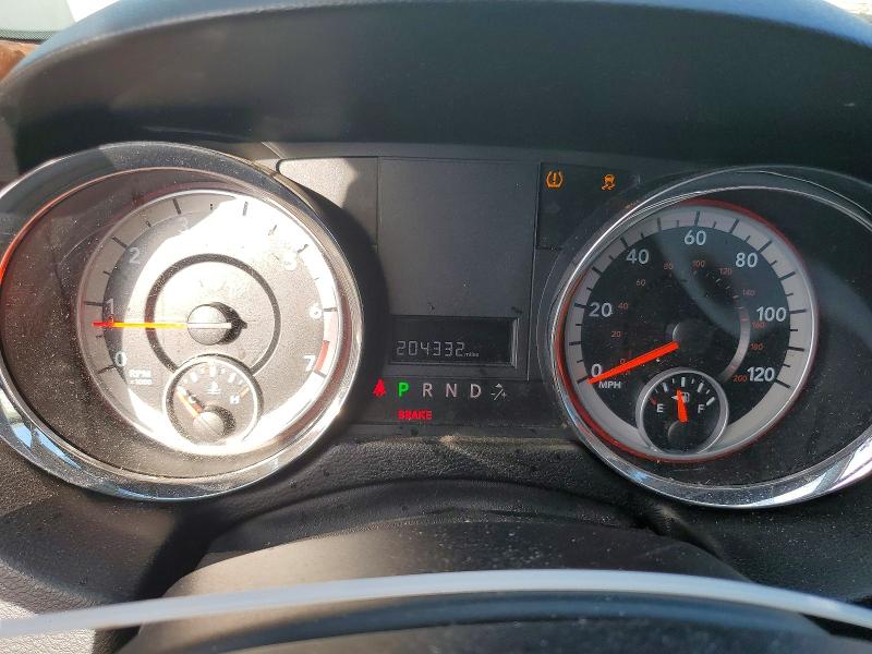 Photo 9 from auction – 2011 DODGE GRAND CARAVAN with VIN 2D4RN3DG6BR728645