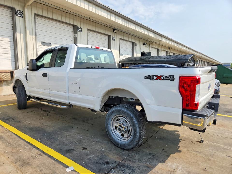 Photo 2 from auction – 2017 FORD F250 with VIN 1FT7X2B66HEC19549