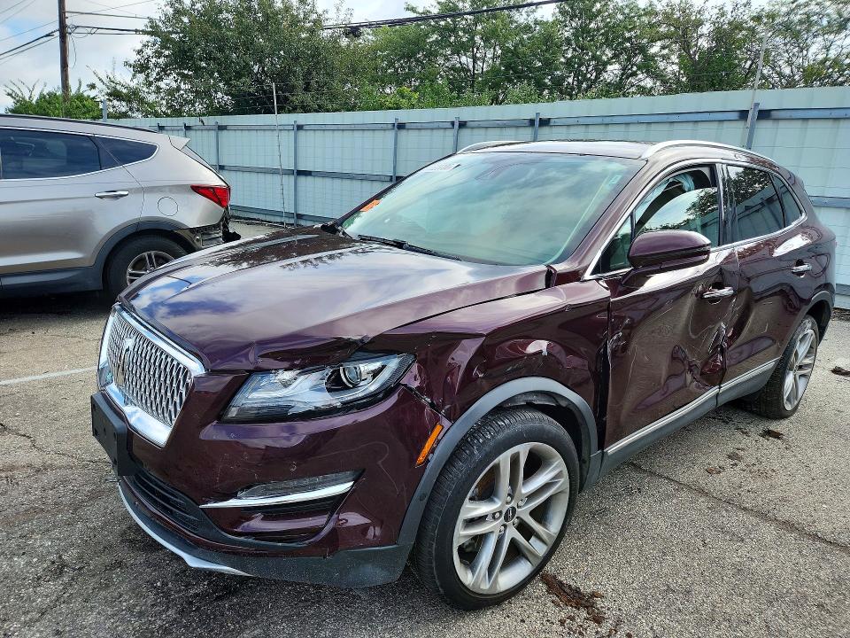 LINCOLN MKC 2019 с VIN 5LMCJ3D97KUL03768 - Снимка от търг