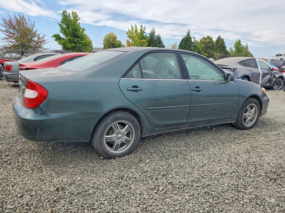 Photo 3 from auction – 2002 TOYOTA CAMRY with VIN JTDBE32K620092471