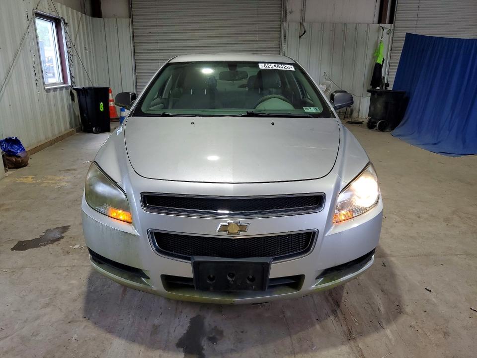 Photo 5 from auction – 2010 CHEVROLET MALIBU with VIN 1G1ZB5EB1A4122636