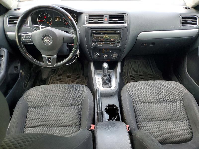 Photo 8 from auction – 2014 VOLKSWAGEN JETTA with VIN 3VWDL7AJ2EM357724