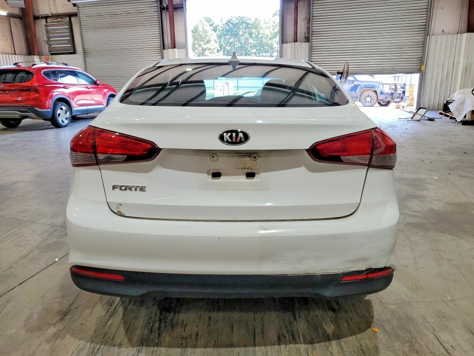 صورة رقم 6 من المزاد - 2017 KIA FORTE مع VIN 3KPFK4A77HE060111