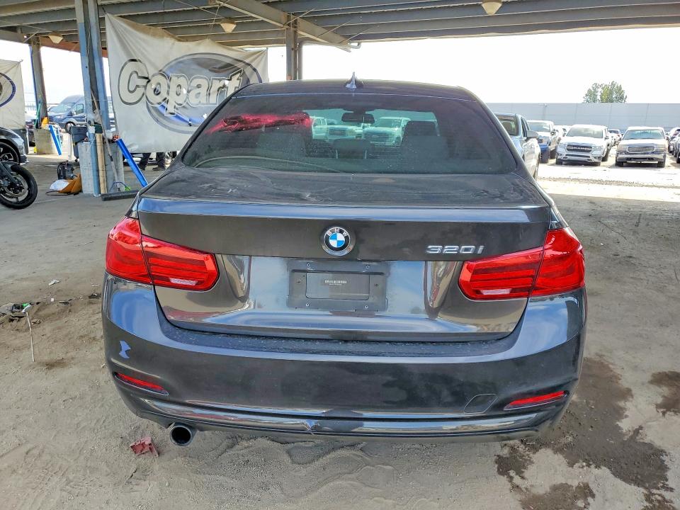 Photo 6 from auction – 2016 BMW 320 with VIN WBA8A9C55GK616624
