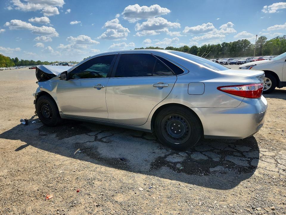 Photo 2 from auction – 2017 TOYOTA CAMRY with VIN 4T1BF1FK0HU330971