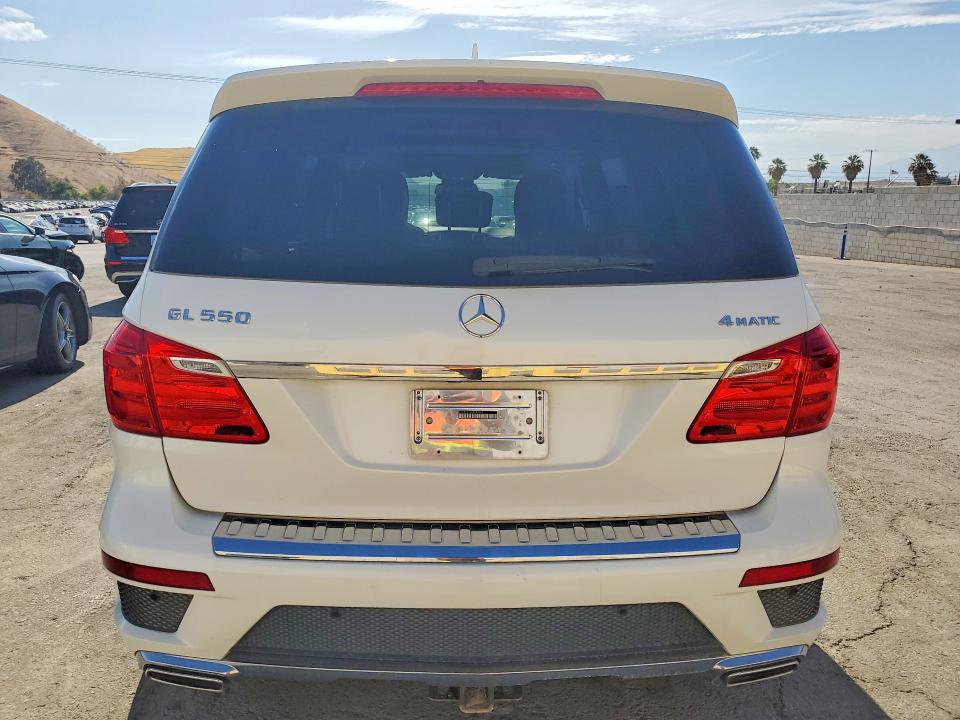 Photo 6 from auction – 2015 MERCEDES-BENZ GL with VIN 4JGDF7DEXFA544969