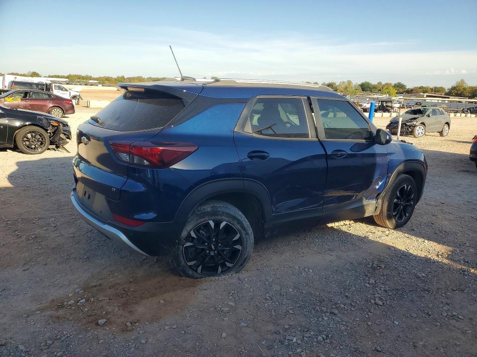 Photo 3 from auction – 2022 CHEVROLET TRAILBLAZER with VIN KL79MPS23NB142841