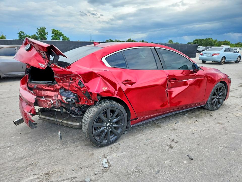 Снимка 3 от търг – 2022 MAZDA 3 с VIN JM1BPBAY1N1502943