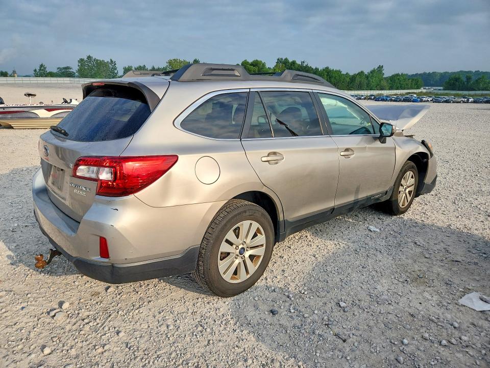 Photo 3 from auction – 2015 SUBARU OUTBACK with VIN 4S4BSAFC5F3301067