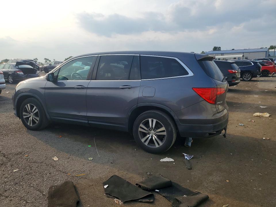 Photo 2 from auction – 2016 HONDA PILOT with VIN 5FNYF6H53GB070852