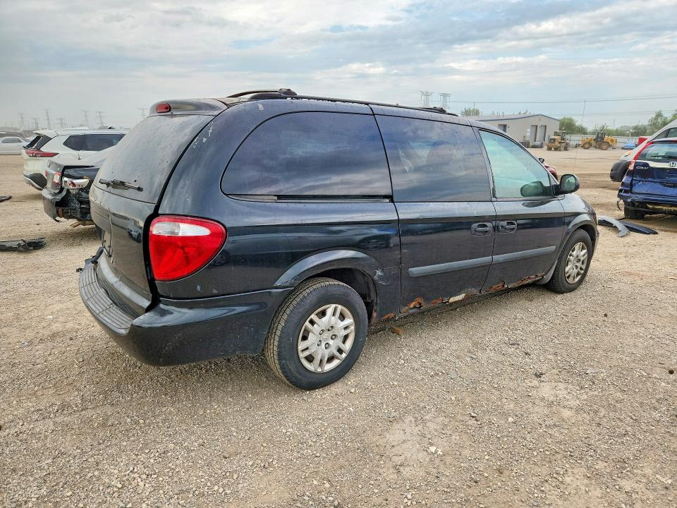 Photo 3 from auction – 2006 DODGE GRAND CARAVAN with VIN 1D4GP24R66B623136