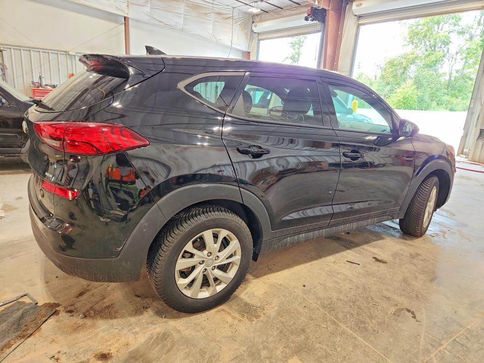 Photo 3 from auction – 2020 HYUNDAI TUCSON with VIN KM8J2CA48LU148472