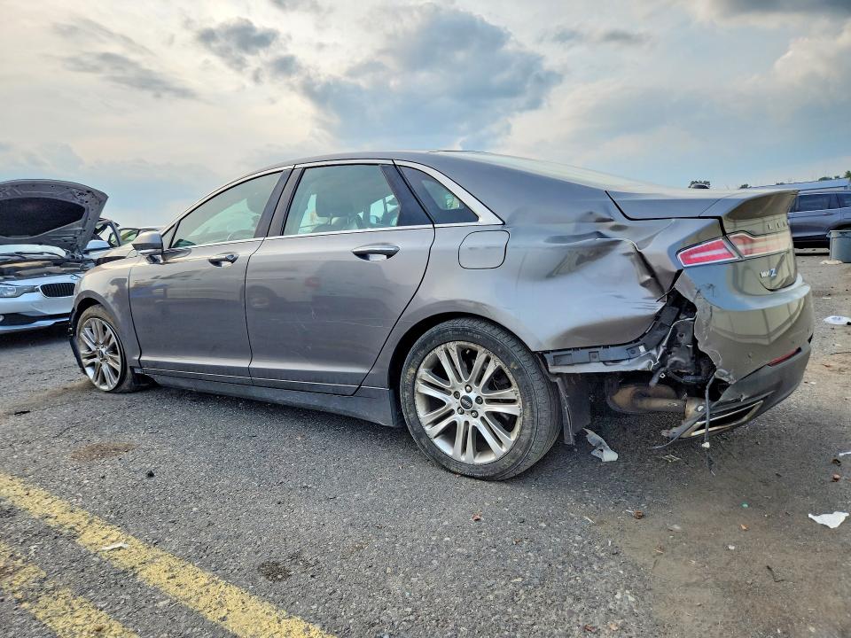 Photo 2 from auction – 2014 LINCOLN MKZ with VIN 3LN6L2G97ER821570