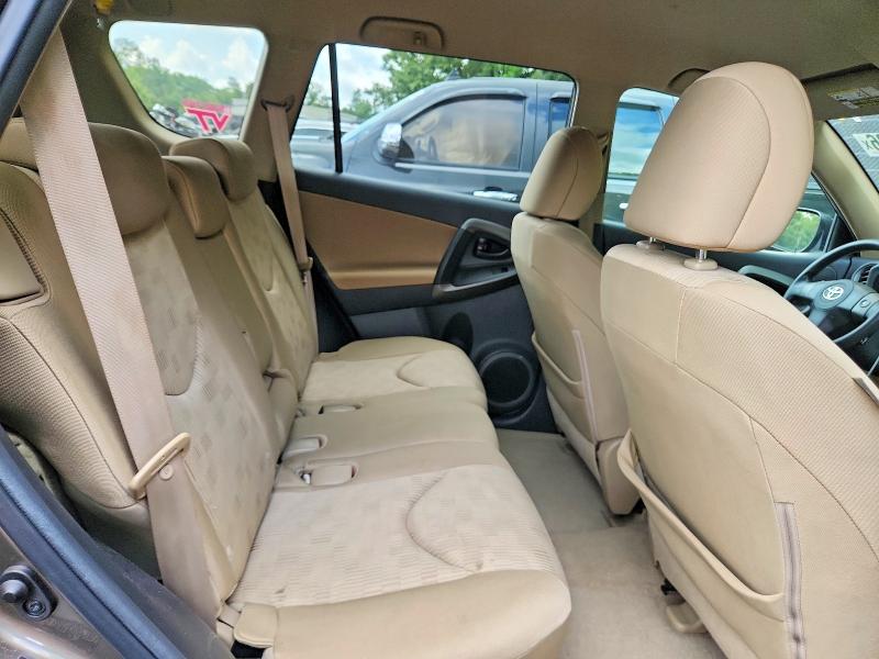 Photo 11 from auction – 2011 TOYOTA RAV4 with VIN 2T3ZF4DV0BW065805
