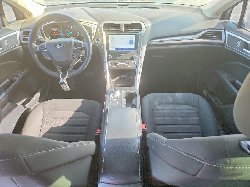 Photo 8 from auction – 2019 FORD FUSION with VIN 3FA6P0HD4KR238617