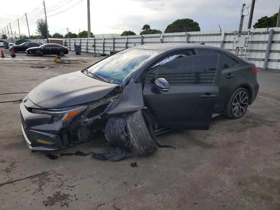 TOYOTA COROLLA 2020 with VIN 5YFS4RCE9LP047708 - Photo from auction