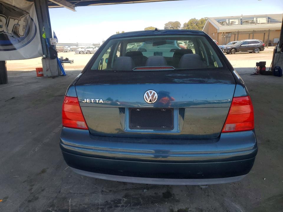 Photo 6 from auction – 2001 VOLKSWAGEN JETTA with VIN 3VWSK69M21M183991