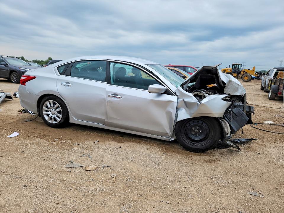 Photo 4 from auction – 2016 NISSAN ALTIMA with VIN 1N4AL3AP4GC154105