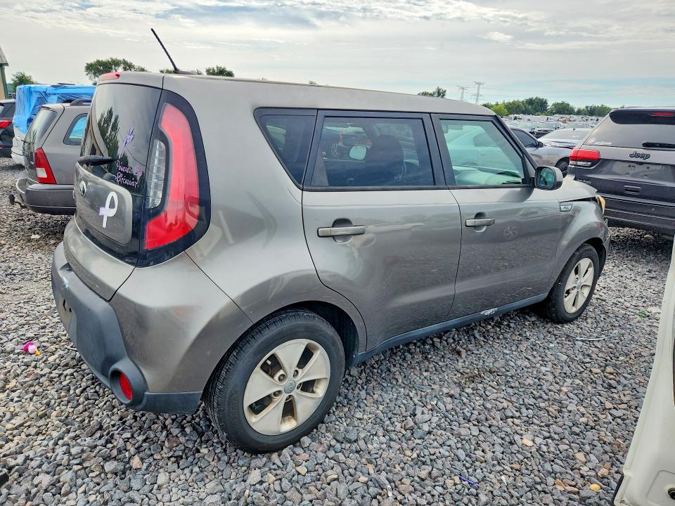 Photo 3 from auction – 2015 KIA SOUL with VIN KNDJN2A2XF7171159
