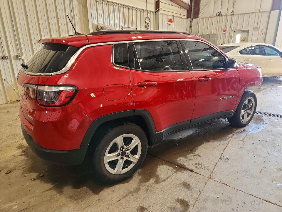 Photo 3 from auction – 2023 JEEP COMPASS with VIN 3C4NJDBN9PT503624