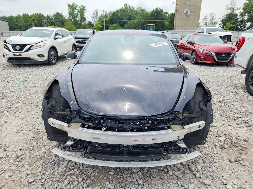 Photo 5 from auction – 2018 TESLA MODEL 3 with VIN 5YJ3E1EA0JF039132