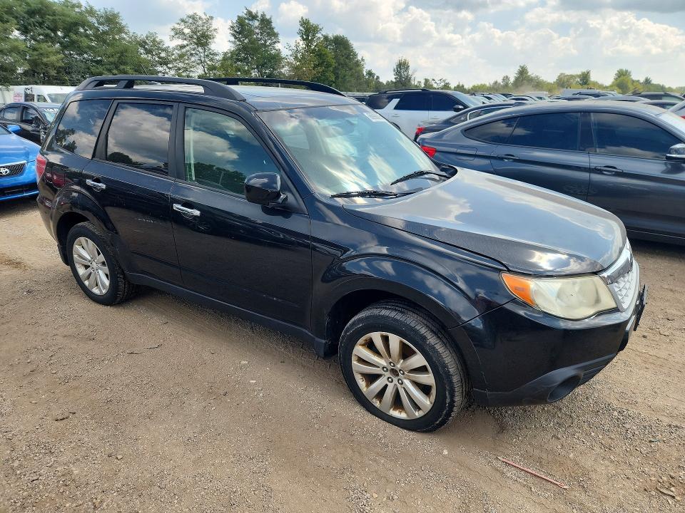 Photo 4 from auction – 2012 SUBARU FORESTER with VIN JF2SHBDCXCH456449