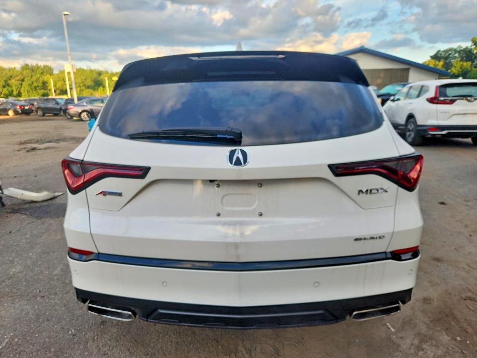 Photo 6 from auction – 2023 ACURA MDX with VIN 5J8YE1H00PL006552