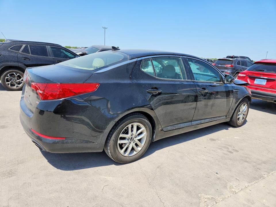 Photo 3 from auction – 2011 KIA OPTIMA with VIN KNAGM4A72B5082998