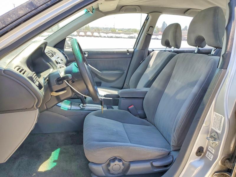 Photo 7 from auction – 2003 HONDA CIVIC with VIN 2HGES16513H615134