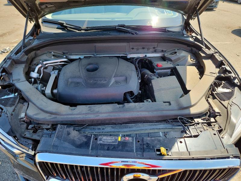 Photo 12 from auction – 2019 VOLVO XC60 with VIN LYV102RK7KB327571