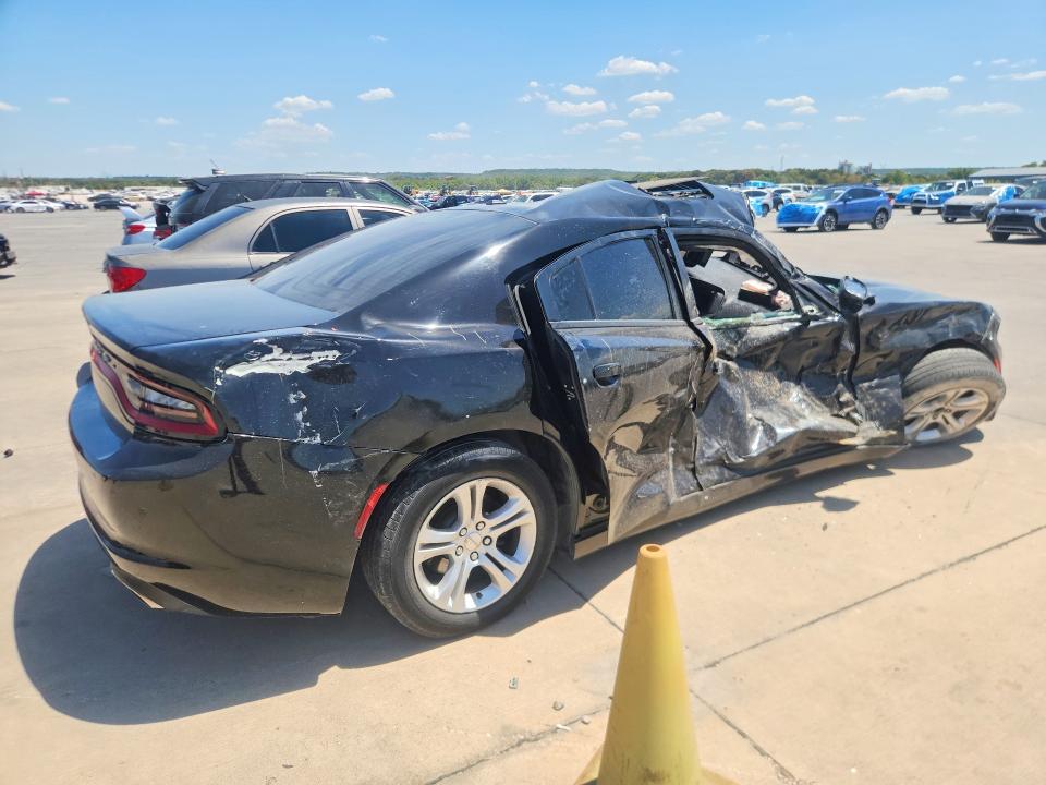 Photo 3 from auction – 2020 DODGE CHARGER with VIN 2C3CDXBG1LH106904