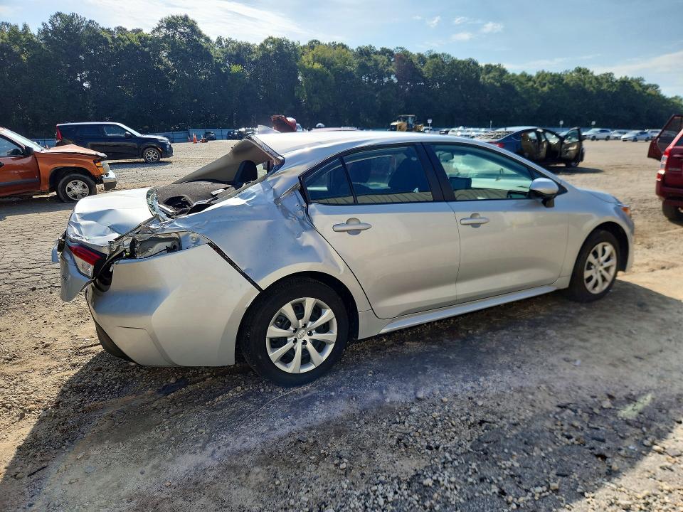 Photo 3 from auction – 2025 TOYOTA COROLLA with VIN 5YFB4MDE2SP256997