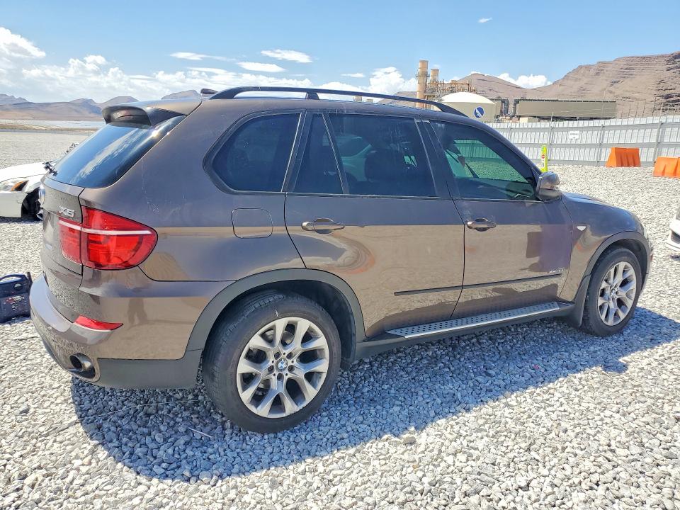 Photo 3 from auction – 2012 BMW X5 with VIN 5UXZV4C50CL748062