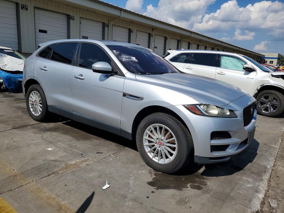 Foto 4 de la subasta – 2018 JAGUAR F-PACE con VIN SADCS2FX2JA279121
