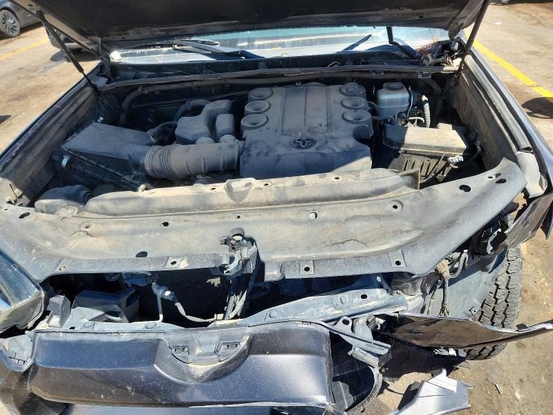Photo 12 from auction – 2015 TOYOTA 4RUNNER with VIN JTEBU5JR6F5270963