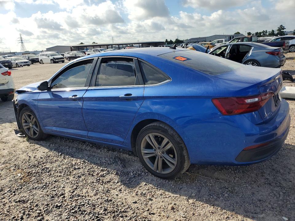 Photo 2 from auction – 2024 VOLKSWAGEN JETTA with VIN 3VWEM7BU4RM083040