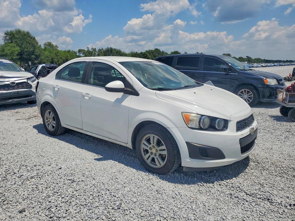 Photo 4 from auction – 2015 CHEVROLET SONIC with VIN 1G1JC5SH2F4174870