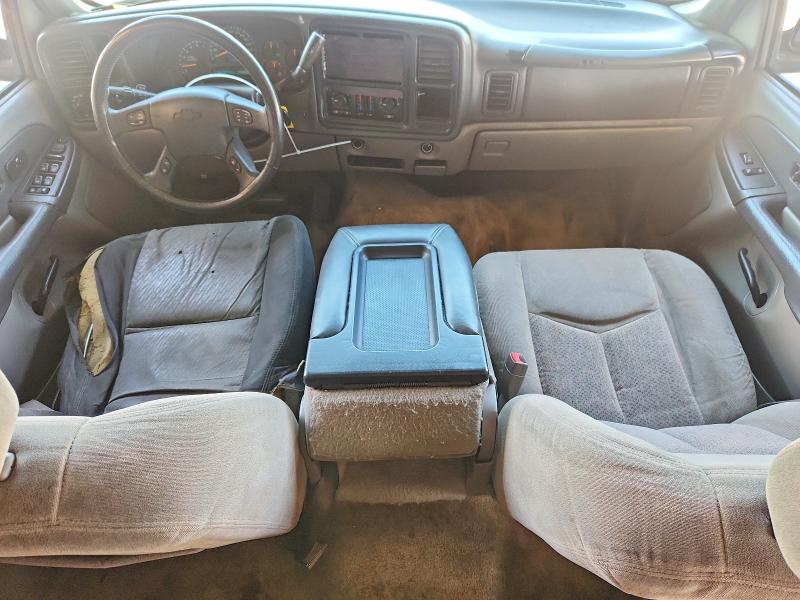 Photo 8 from auction – 2003 CHEVROLET SUBURBAN with VIN 3GNEC16TX3G157935