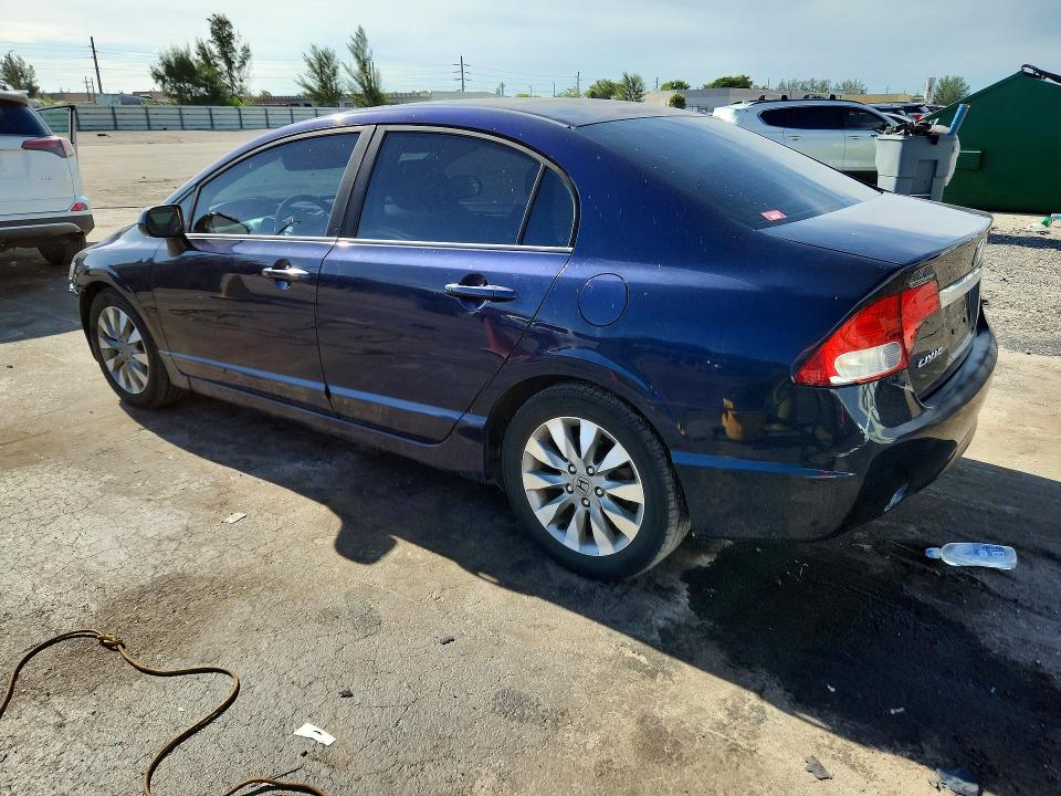 Снимка 2 от търг – 2010 HONDA CIVIC с VIN 19XFA1F85AE036964