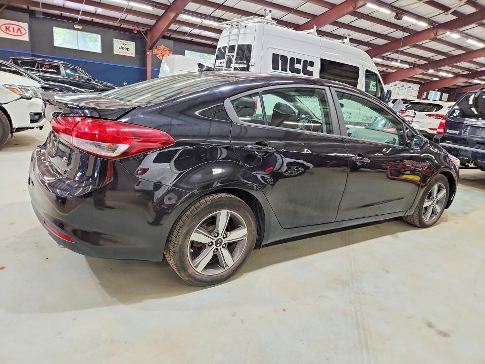 Photo 3 from auction – 2018 KIA FORTE with VIN 3KPFL4A77JE198203
