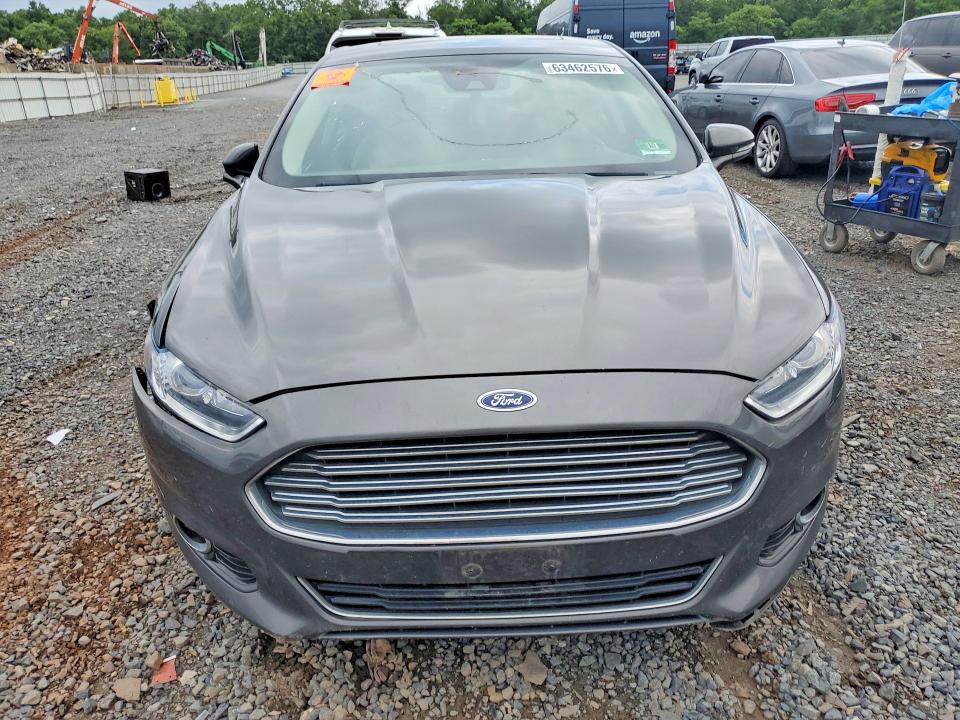 Photo 5 from auction – 2016 FORD FUSION with VIN 3FA6P0SU8GR402130