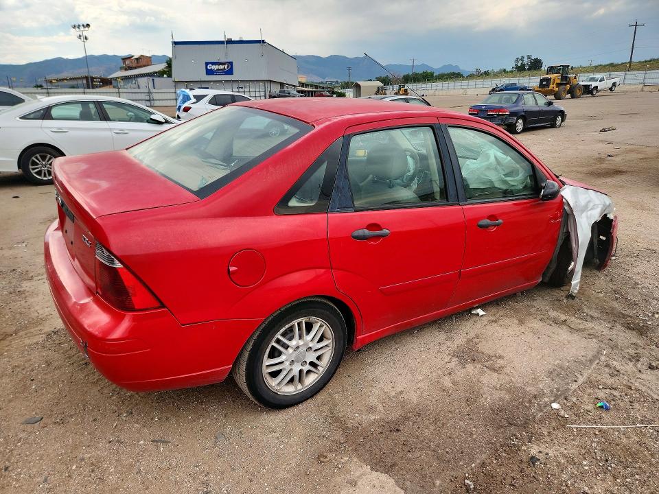 Photo 3 from auction – 2006 FORD FOCUS with VIN 1FAFP34N16W242465