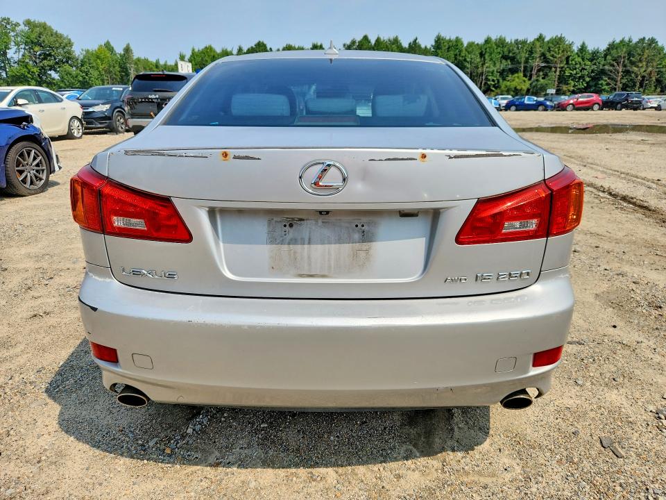 Photo 6 from auction – 2009 LEXUS IS with VIN JTHCK262795031207