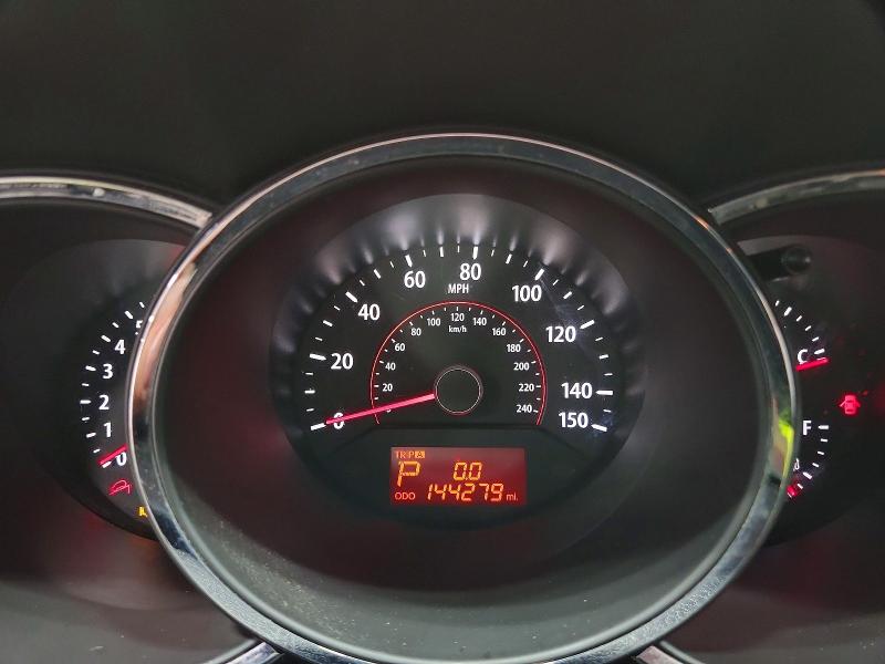 Zdjęcie 9 z aukcji – 2011 KIA SORENTO z VIN 5XYKT3A14BG072714