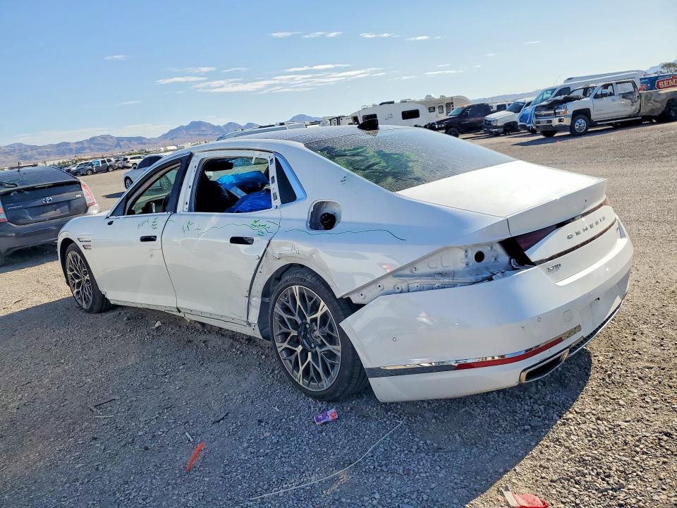 Photo 2 from auction – 2023 GENESIS G90 with VIN KMTFC4SD8PU027654