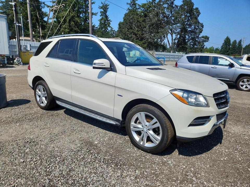 Photo 4 from auction – 2012 MERCEDES-BENZ ML with VIN 4JGDA5HB7CA069411